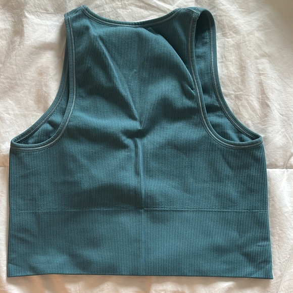 BUNDLE!! Workout cloths!! Women’s Best. Sports bra, leggings, long sleeve top - Picture 15 of 16